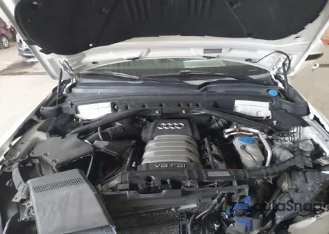 2010 Audi Q5 3.2 Premium из США, поврежденный, VIN WA1LKAFP1AA104830